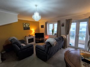 Photo 11- click for photo gallery